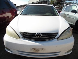 2004 TOYOTA CAMRY XLE WHITE 2.4L AT Z18057